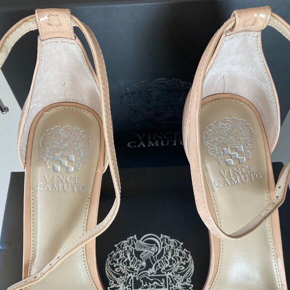 Vince Camuto nude patent leather heel - Picture 9 of 16